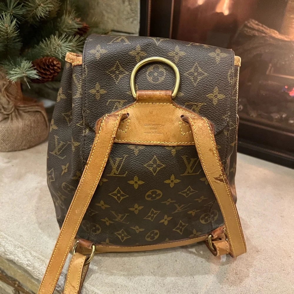 Authentic Louis Vuitton montsouris PM monogram backpack - Picture 7 of 11